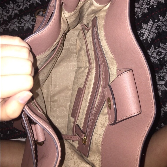 Michael Kors Purse/Tote - Picture 2 of 2