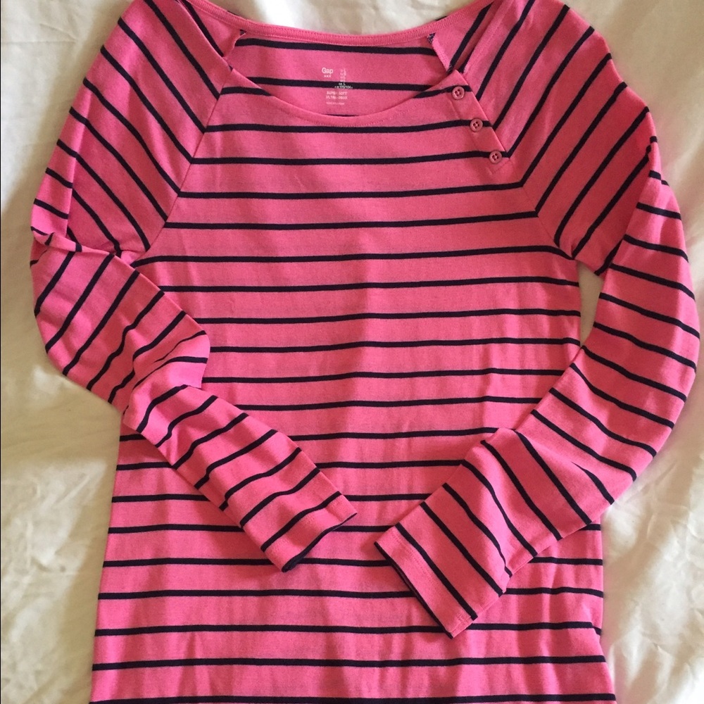 GAP Crew Neck Blouse