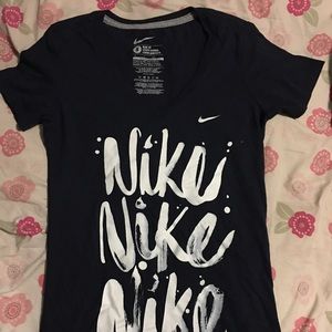 Nike tshirt