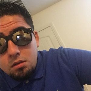 Meet your Posher, Fabian