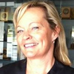 Meet your Posher, Debbie