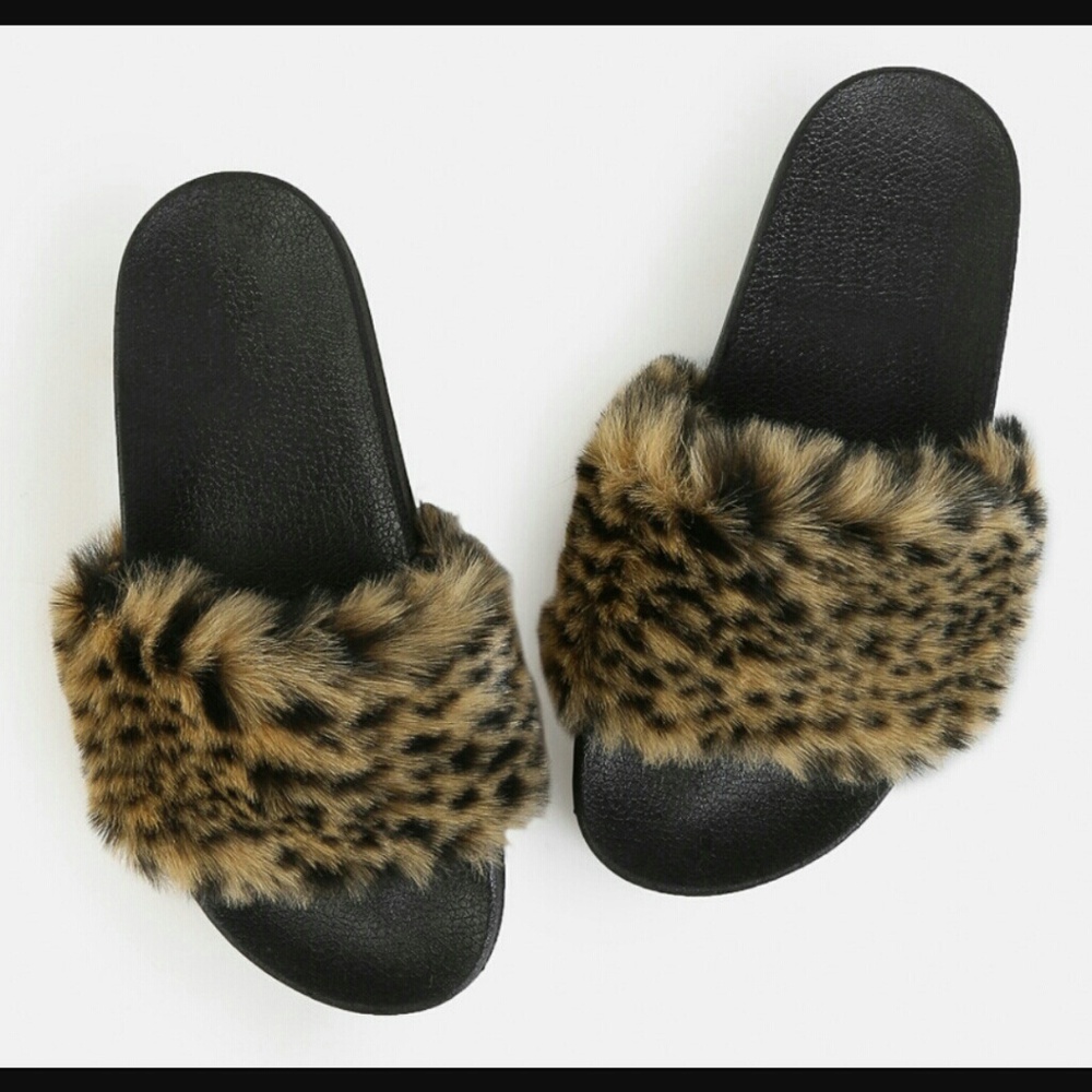Leopard sandals