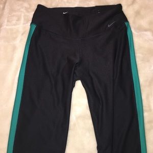 NWT, dri-fit Nike leggings!