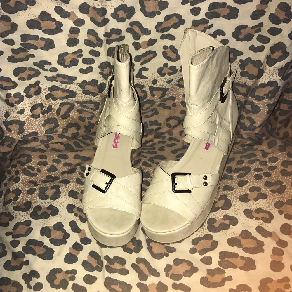 Nice for the summer weather $20.00 or BO wore once