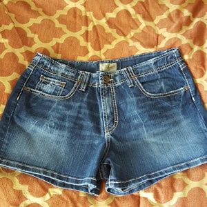Size 11 Buckle jean shorts