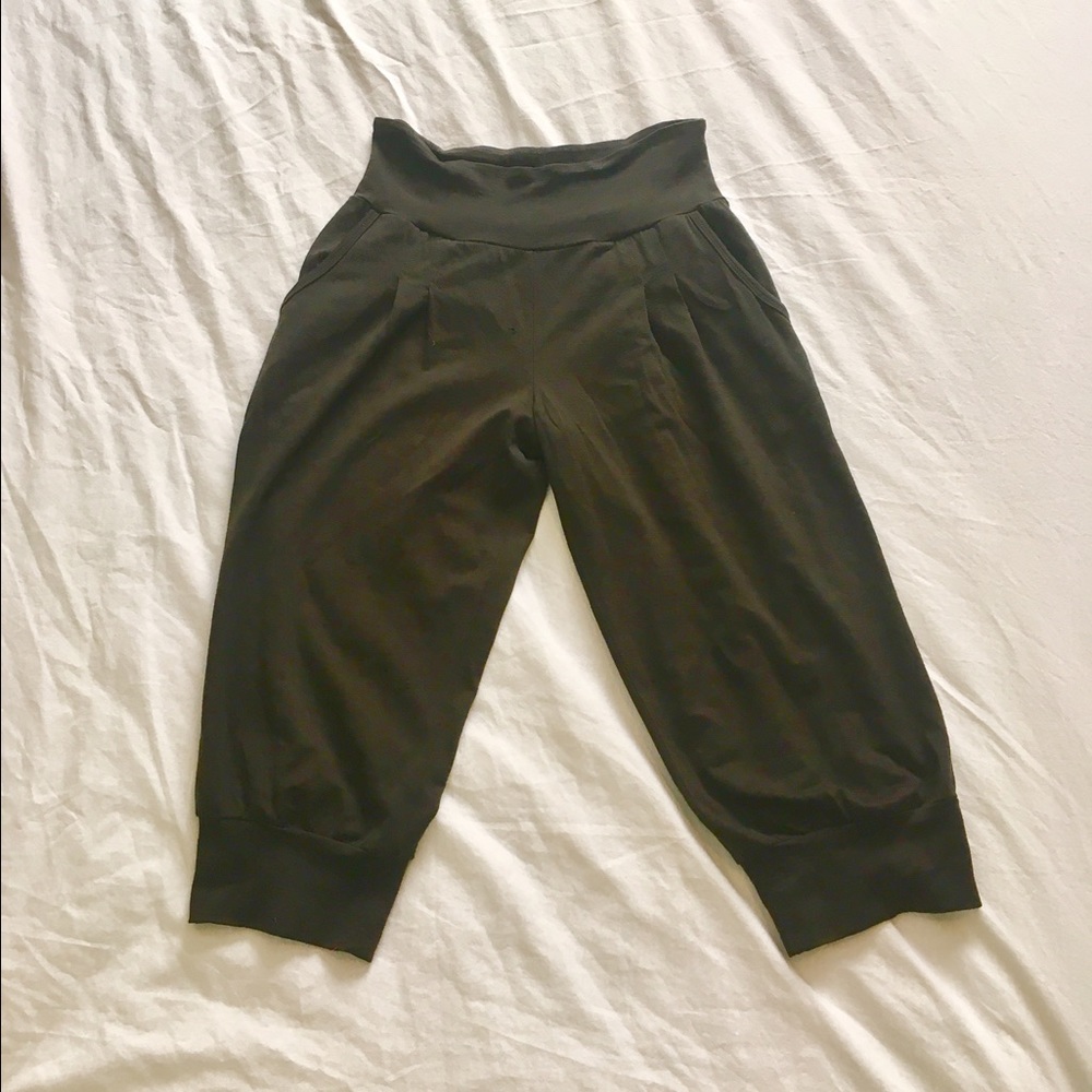 Chalkydigits Merino brown wool capris XS