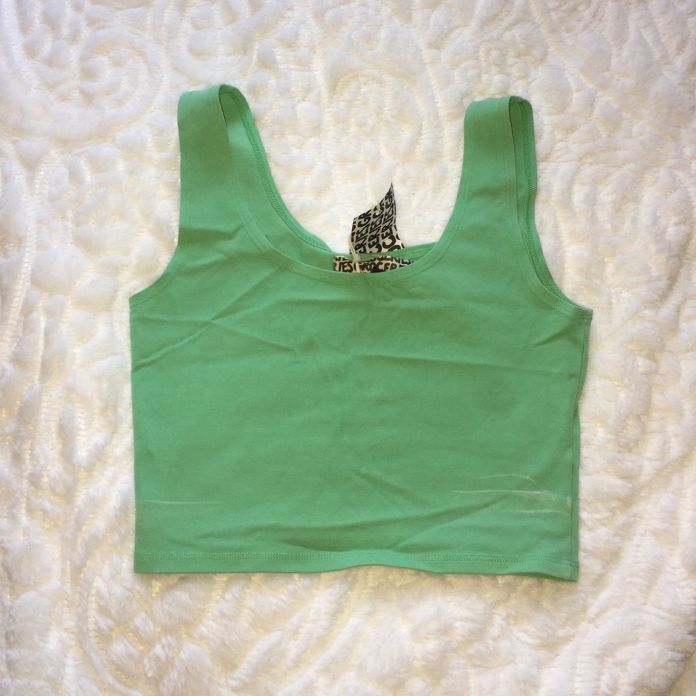 LIGHT GREEN CROP TOP