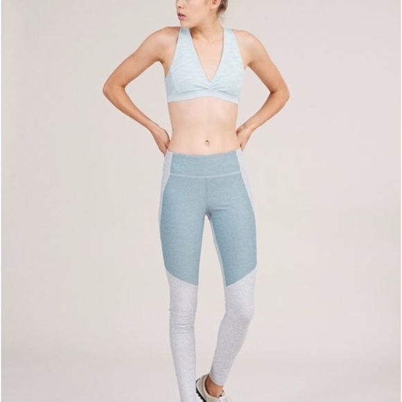 Pants - 🚫SOLD🚫 Outdoor Voices Two Tone Warmup Leggings
