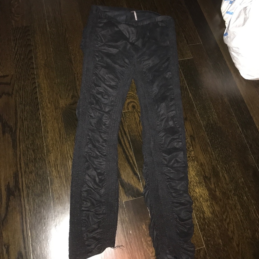 LEGGINGS