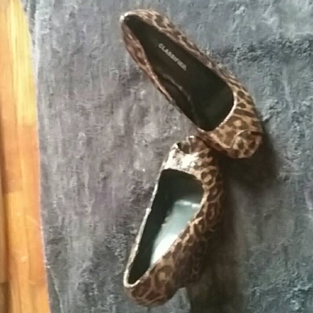 Closed heels