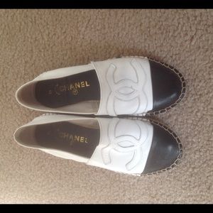 Chanel Black and White Espadrilles Size 6