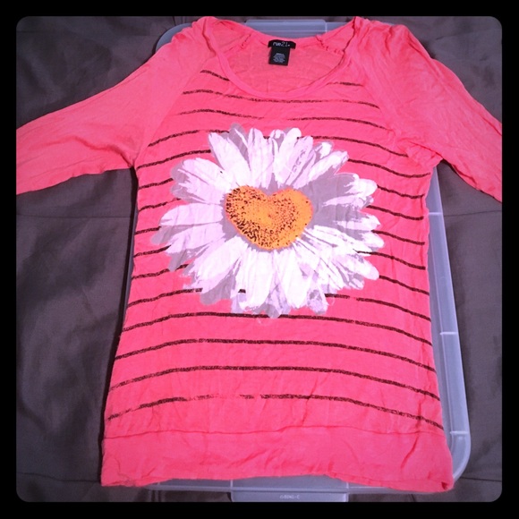 Quarter sleeve, fitted tshirt, pink/coral - Picture 1 of 1