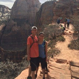 Meet your Posher, Elisa