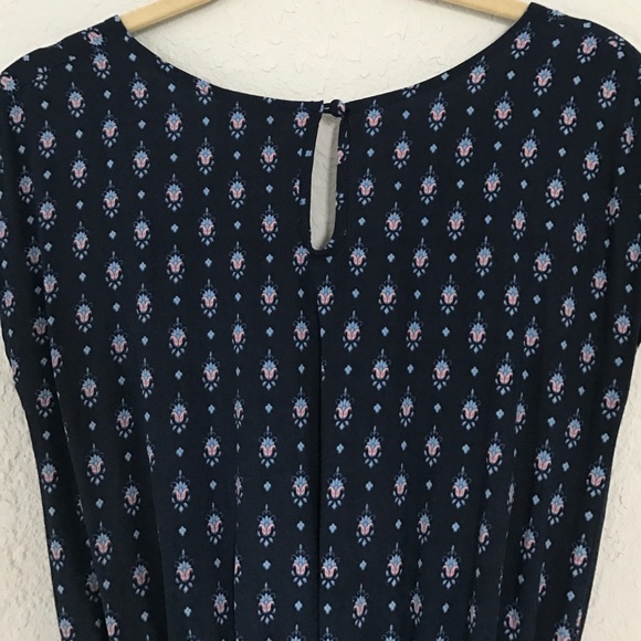 Mossimo - Picture 2 of 3