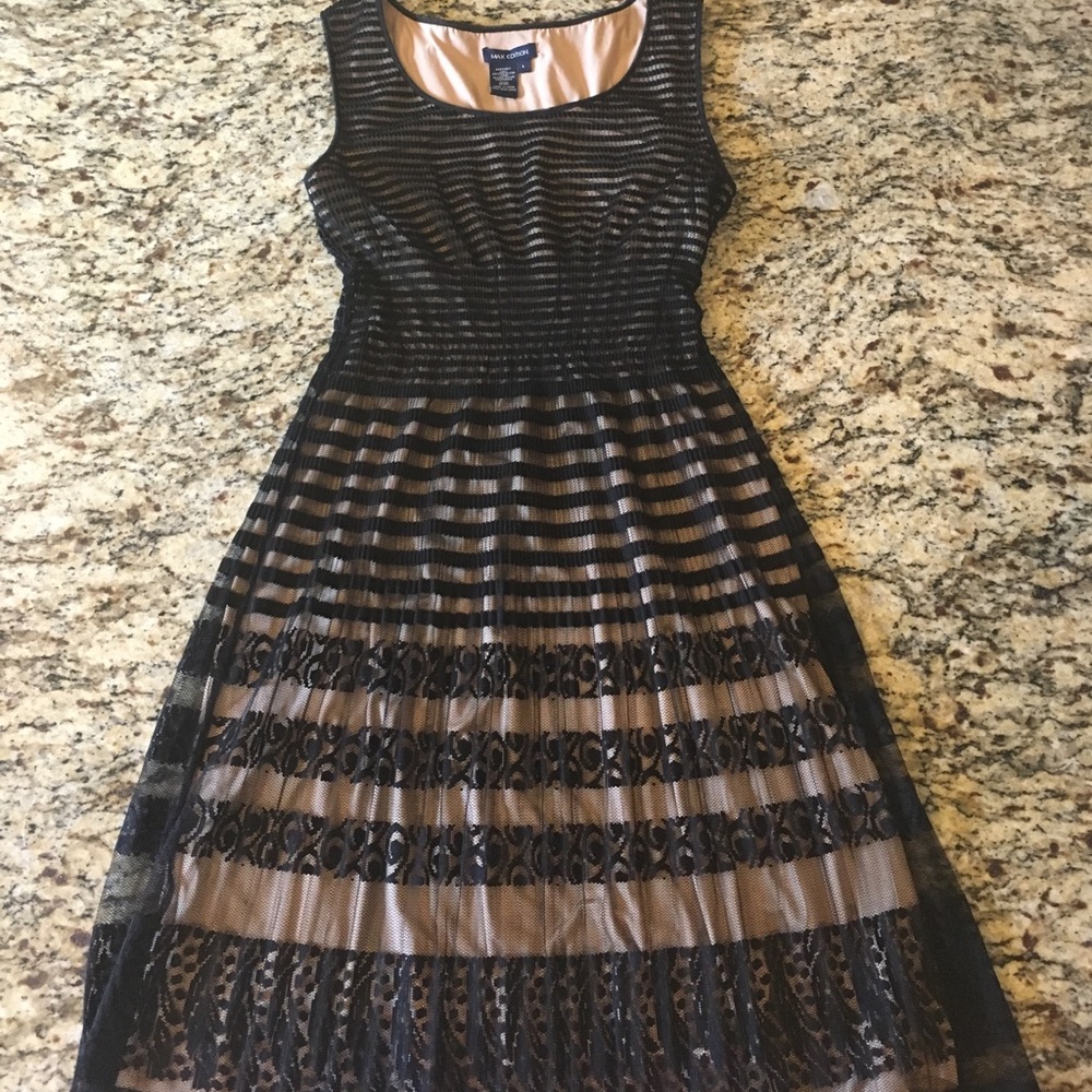 Max Edition Lace Black Dress
