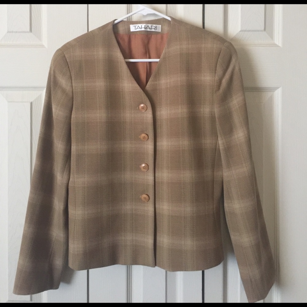 TAHARI Beige Blazer Plaid