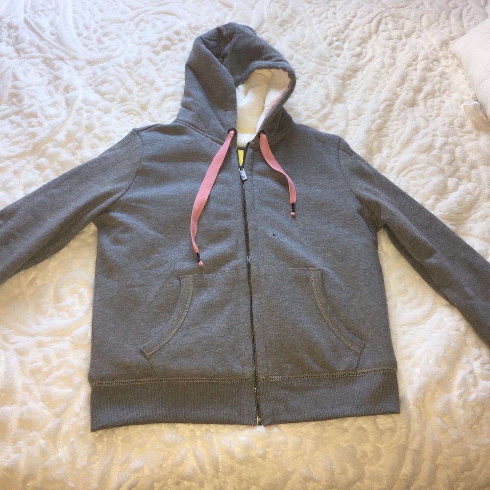 Grey sweatshirt with fuzzy warm inside