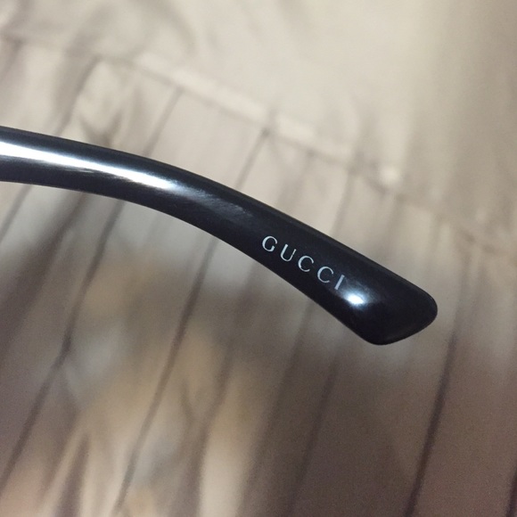 Gucci sunglasses with box main image 4
