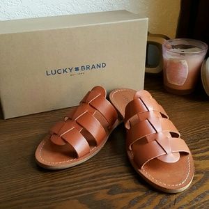 PRICE DROP! NWT Lucky Brand sandals