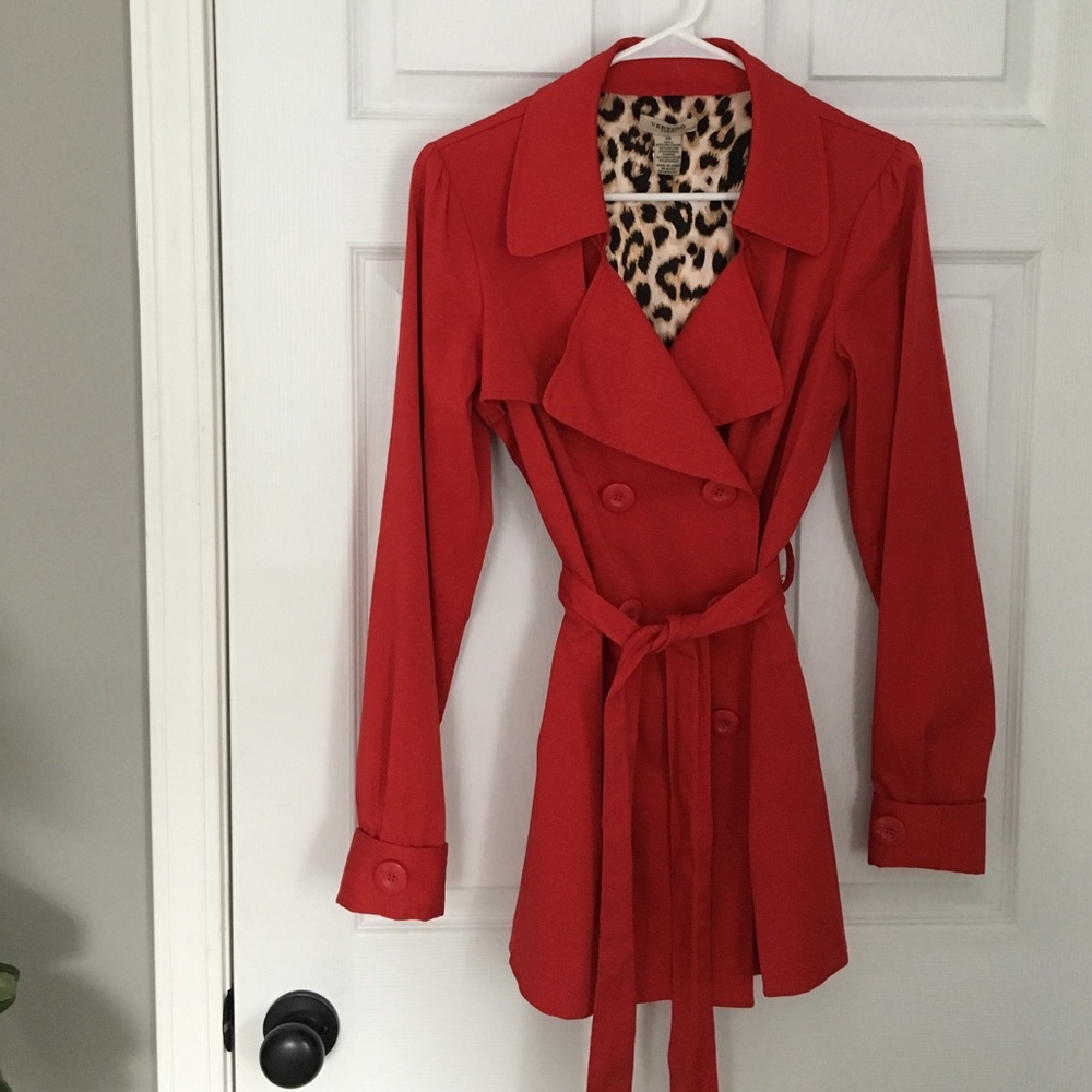 Vertigo Paris Short Spring Trench jacket Coat