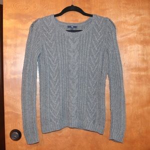 GAP cable knit sweater