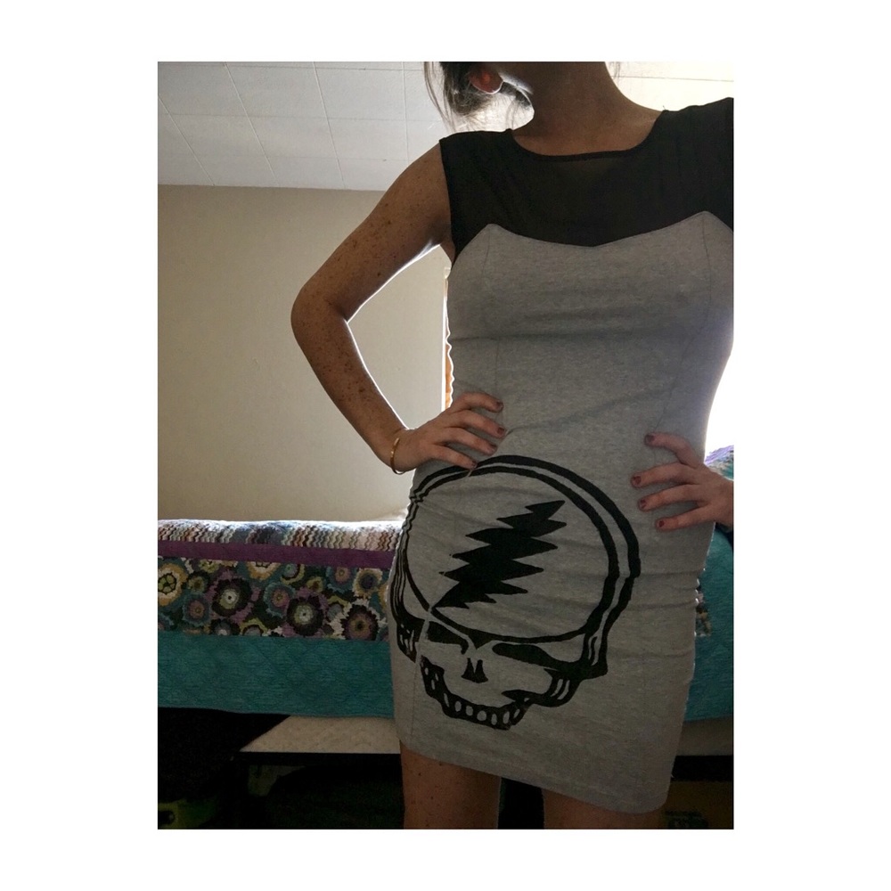 Forever21 bodycon dress size medium