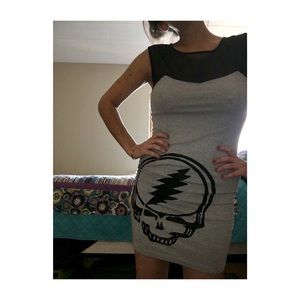 Forever21 bodycon dress size medium