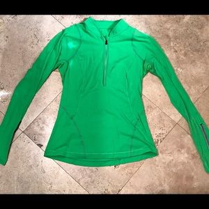 LuluLemon Green Pullover size 6