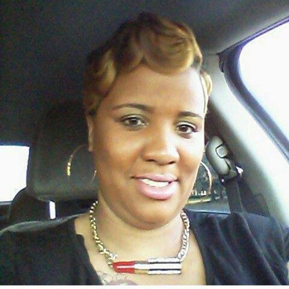 Meet your Posher, Tearsanee