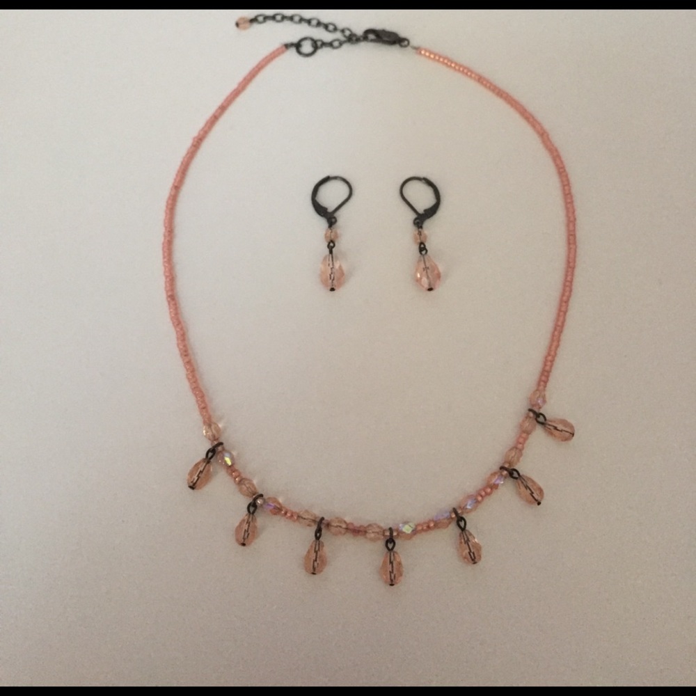 Necklace & earrings