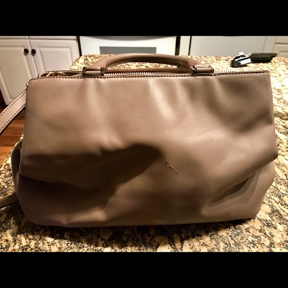 3 MK Purses and 1 MK wallet! - Picture 3 of 8