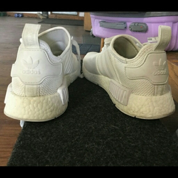 ADIDAS NMD R1*TRiPLE WHiTE! ultra boosts. - Picture 3 of 4