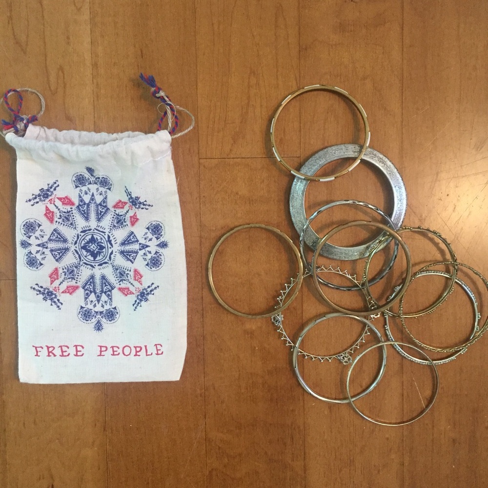 Free People bracelets. 11 pieces.