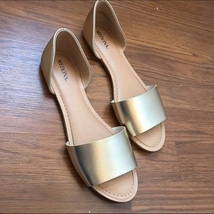 Target Merona D'Orsay flats in Gold -Size 8