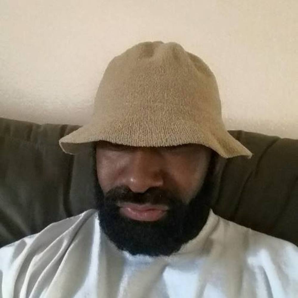 Meet your Posher, Charles