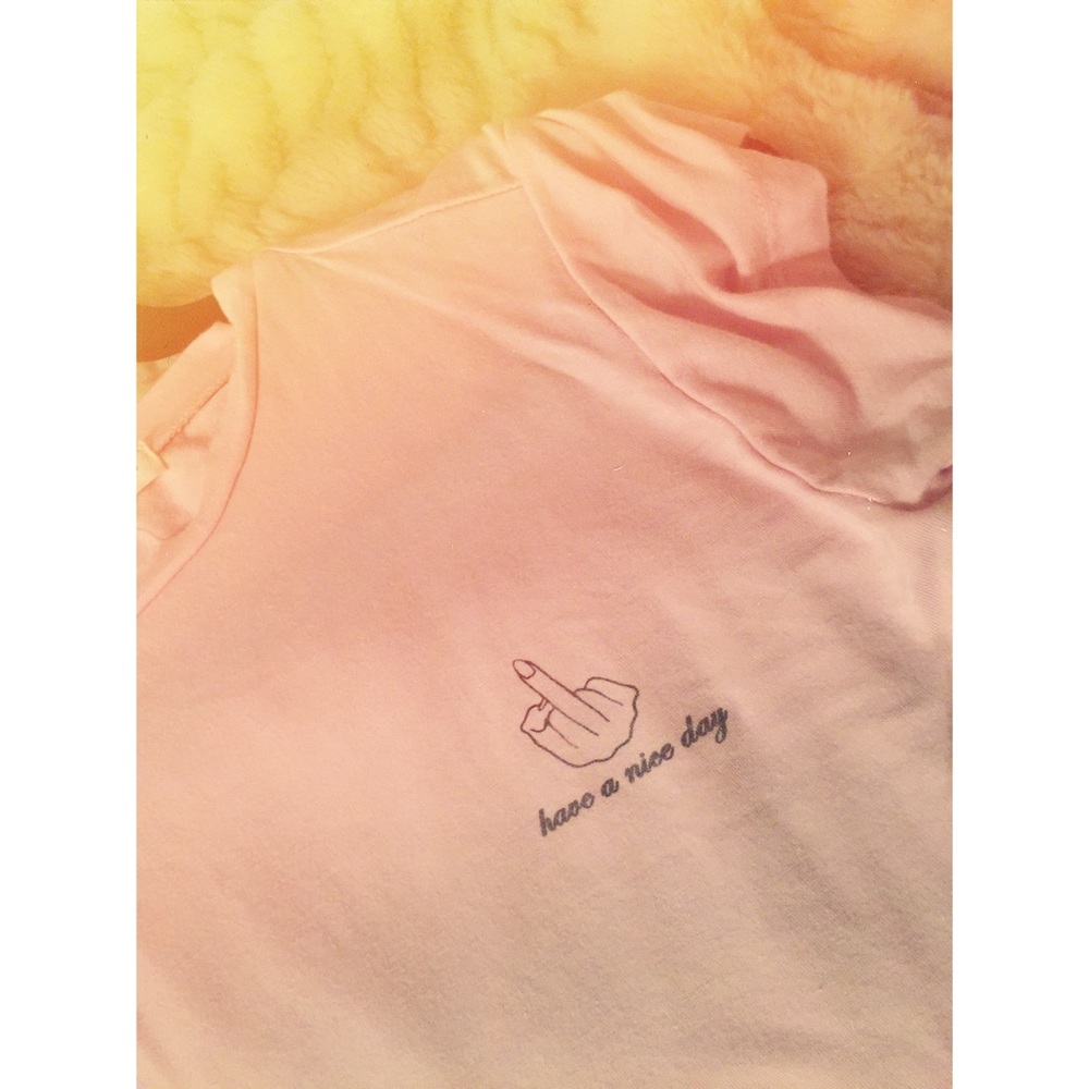 LA HEARTS crop tee "have a nice day🖕🏻"