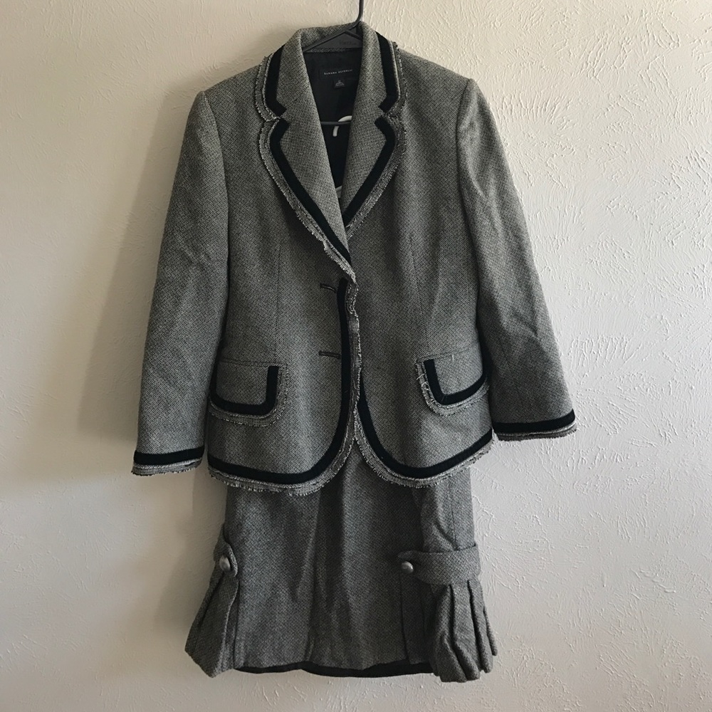 Banana Republic suit
