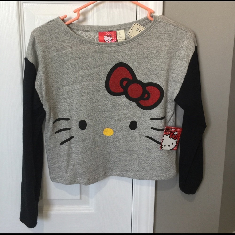 NWT hello kitty cropped long sleeve shirt