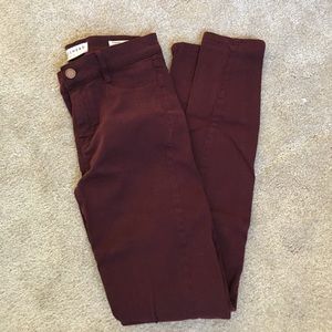 Maroon jeggings