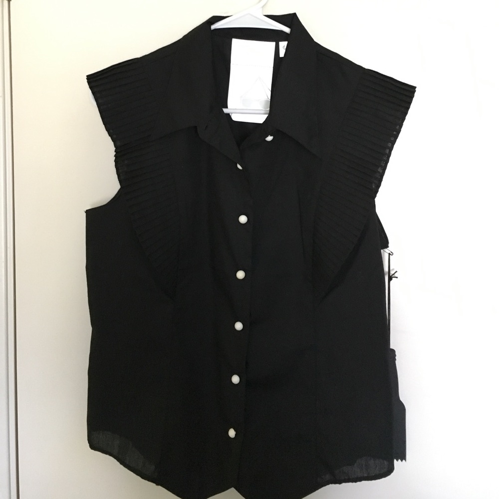 HELLZ bellz button up top