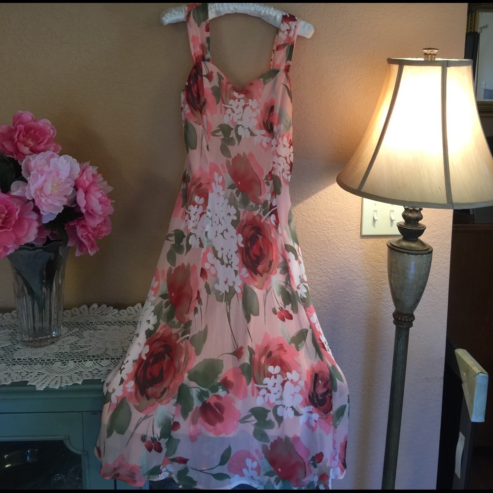 Beautiful size 6 dress