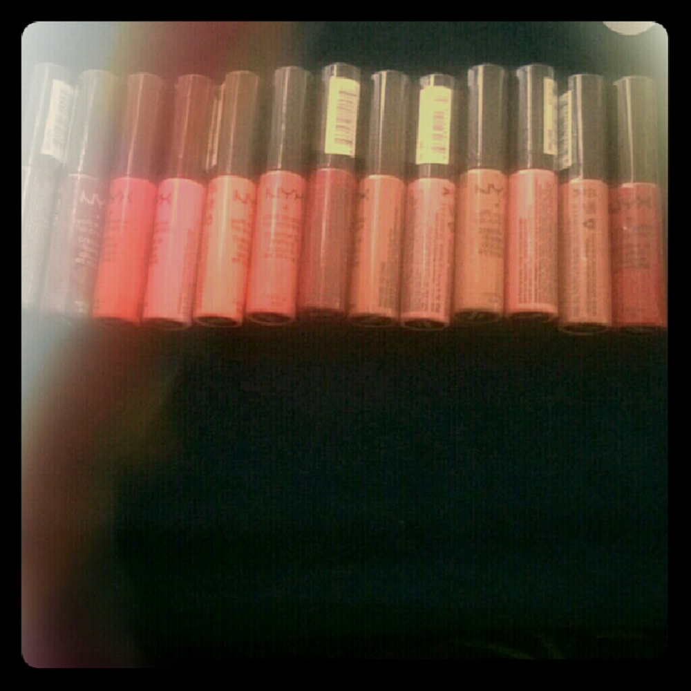 NYX LIP MATTE LIP CREAM