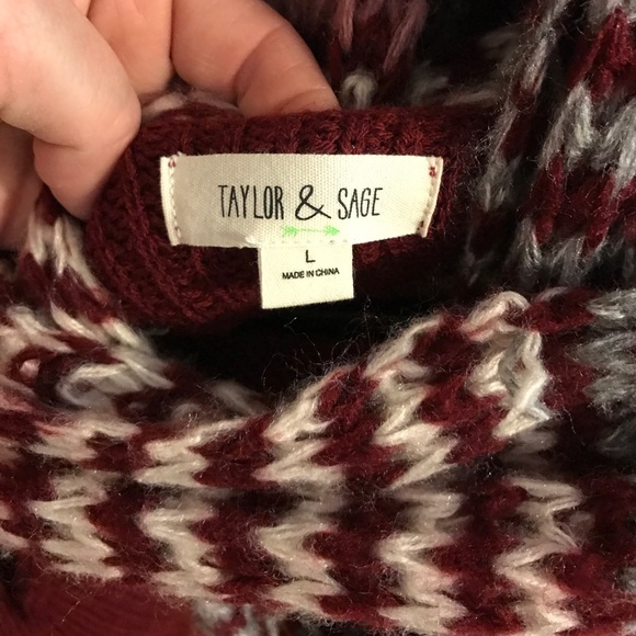 Sweater and scarf - Picture 2 of 3