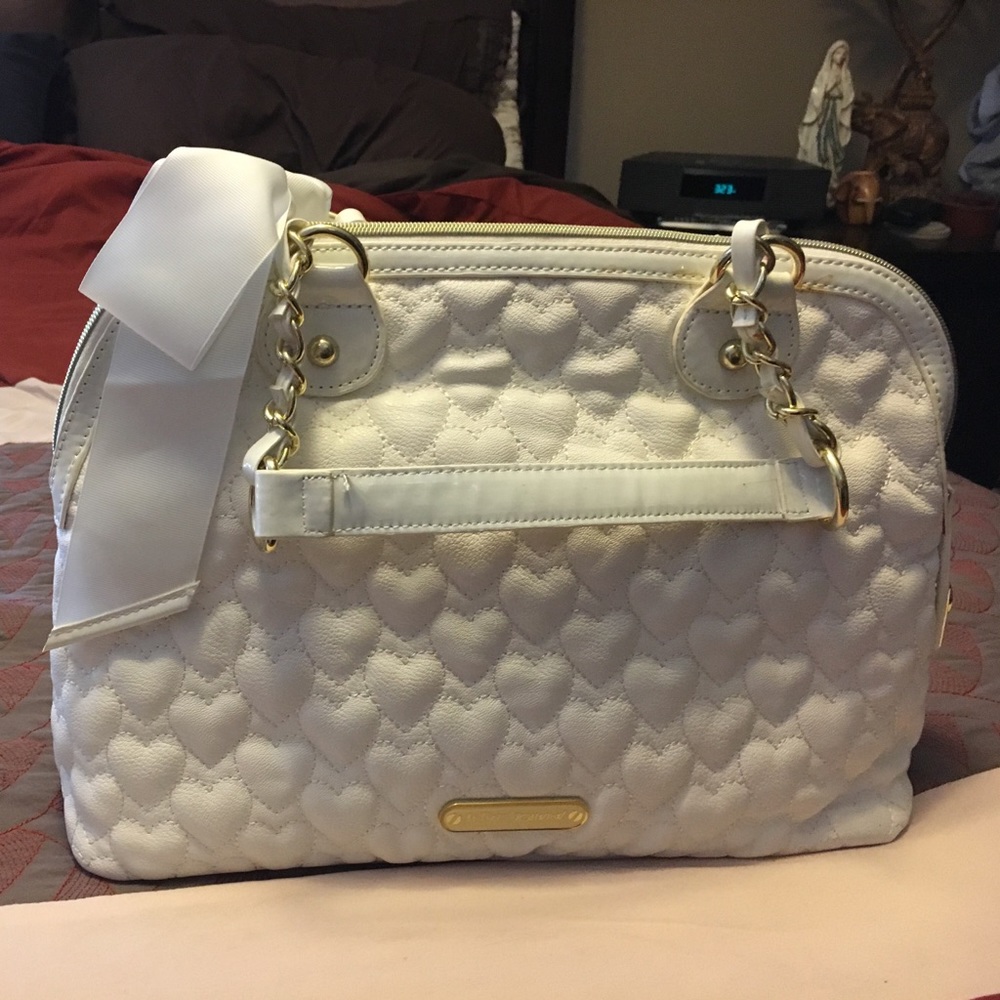 Betsey Johnson handbag (white)