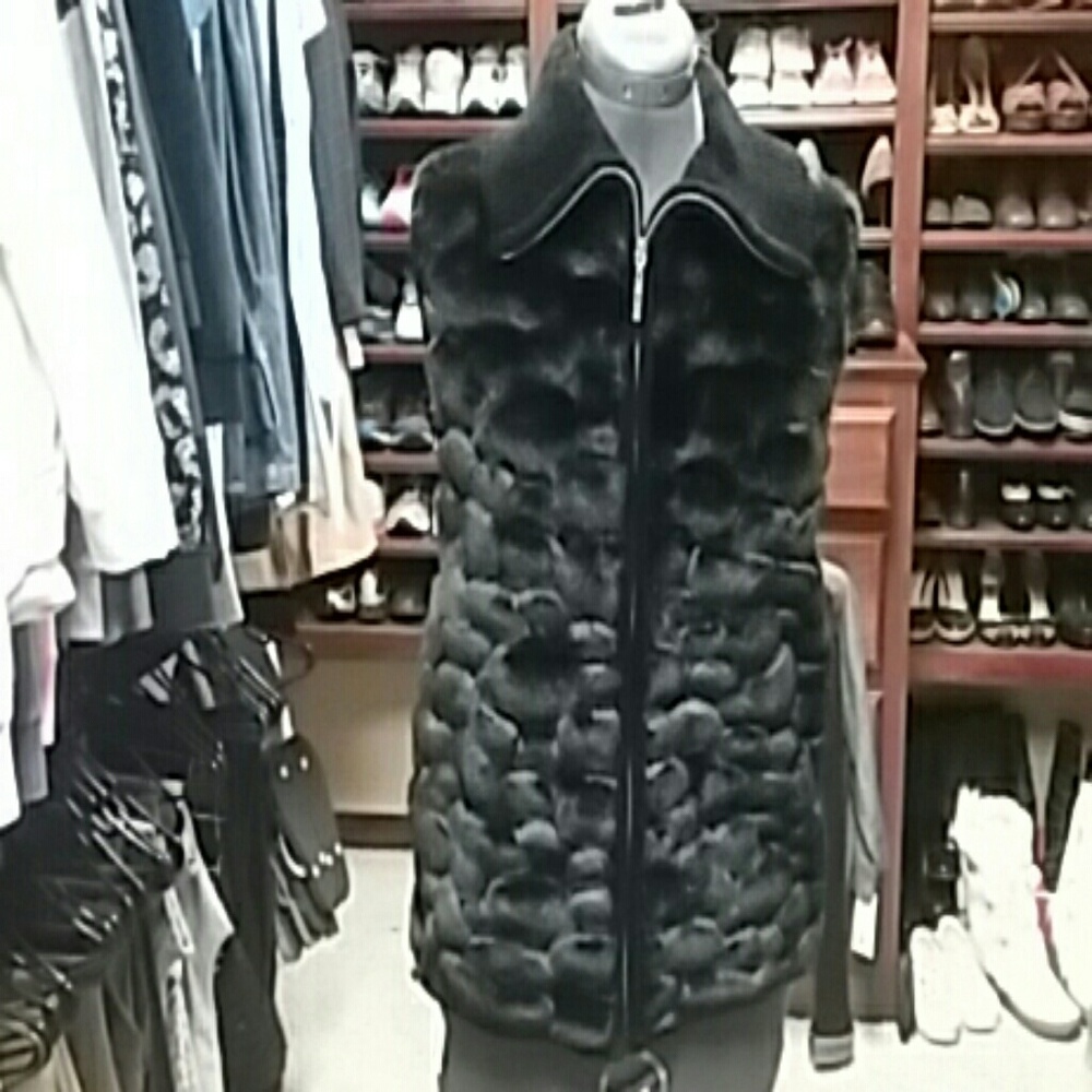 Fur vest
