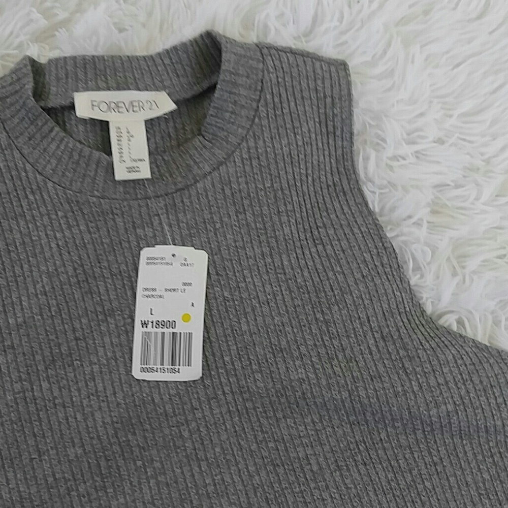Forever 21 mock neck tank dress - Picture 3 of 3