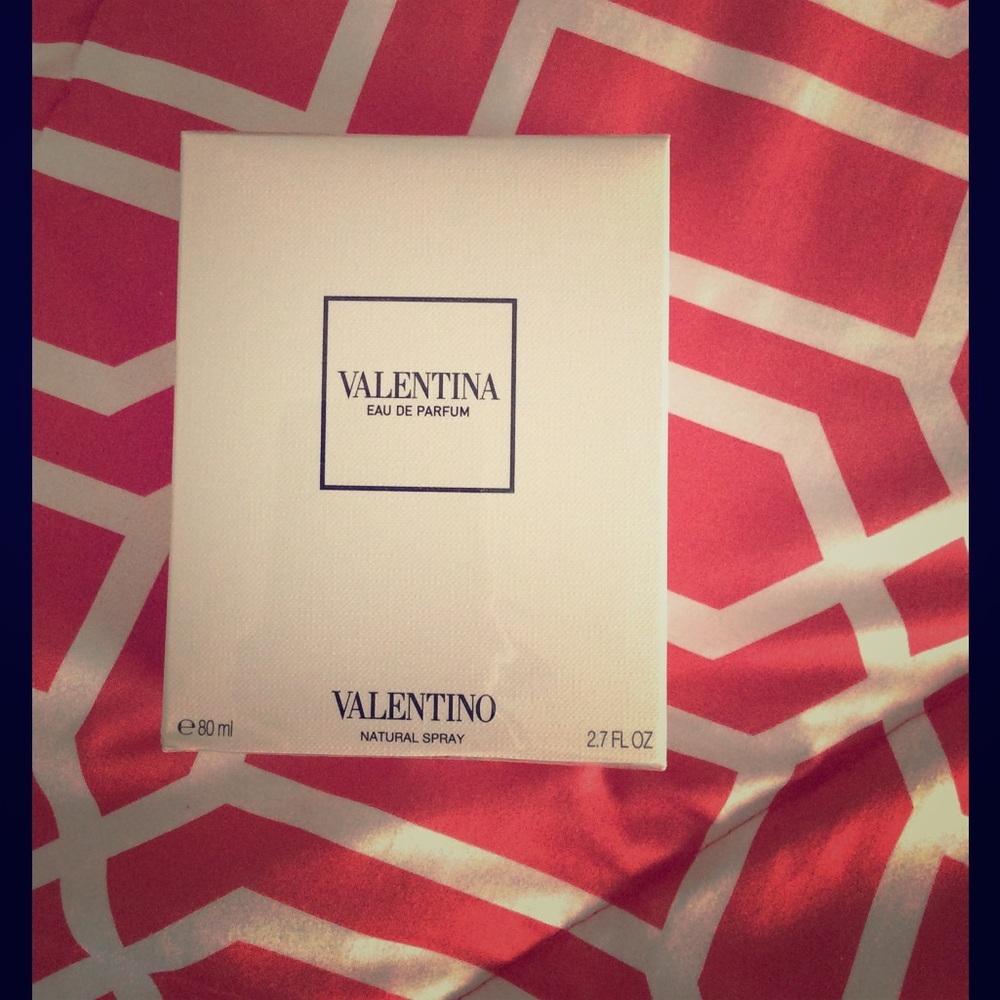 New Sealed Valentina Parfum!