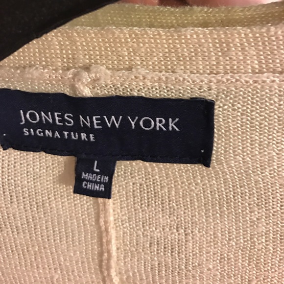 Cardigan - Picture 2 of 3