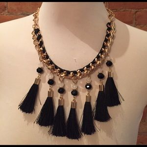 ✨ NWT Statement Necklace
