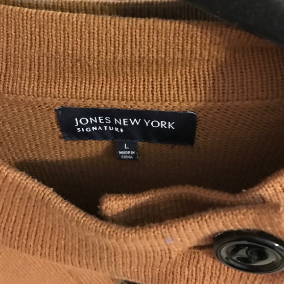 Cardigan - Picture 2 of 3